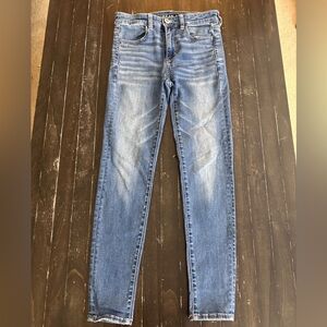 American Eagle High-Rise Jeans - Women’s Size 6